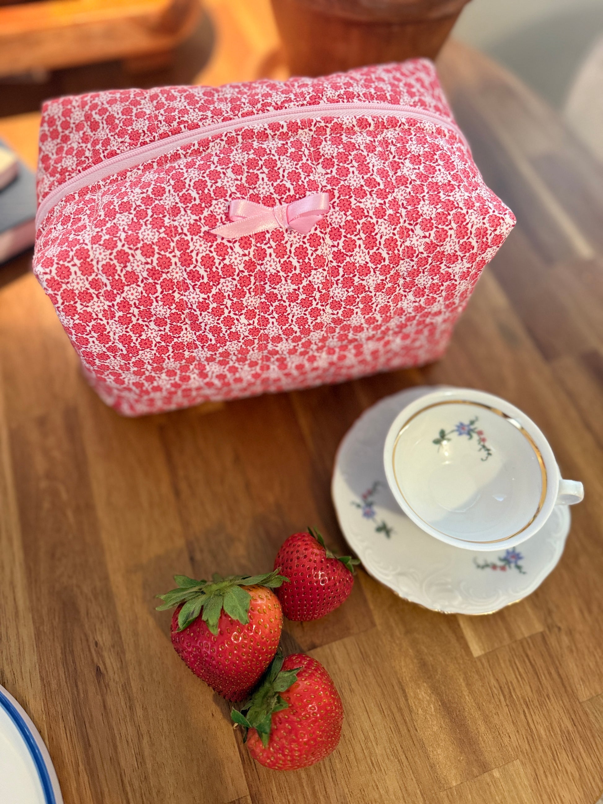 Joy Cosmetic Bag - Large